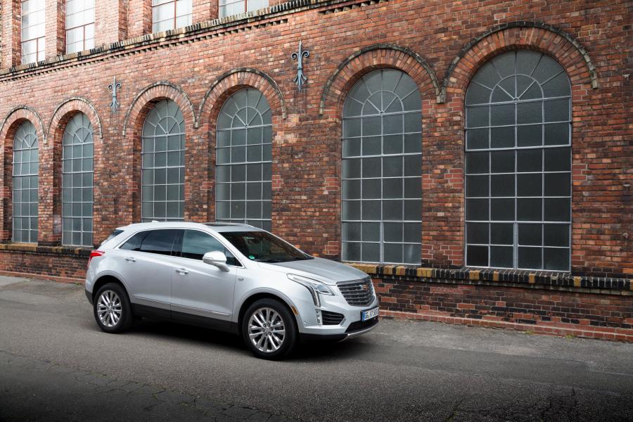  Cadillac XT5 2016 года  (EU) (фото 20 из 42)
